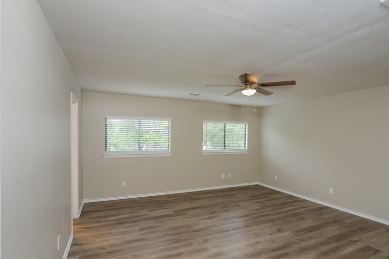 1,615/Mo, 11319 Bronze Sand San Antonio, TX 78253 Main Bedroom View