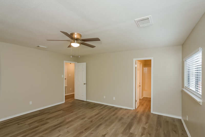 1,615/Mo, 11319 Bronze Sand San Antonio, TX 78253 Main Bedroom View 2