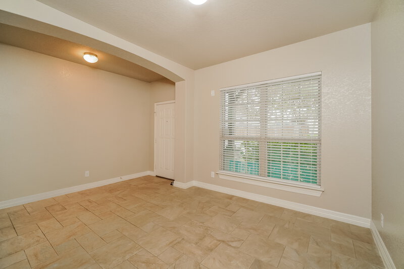 2,320/Mo, 640 Community Dr New Braunfels, TX 78132 Dining Room View