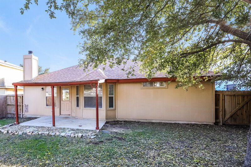 1,670/Mo, 8443 Rita Blanca St Converse, TX 78109 Rear View