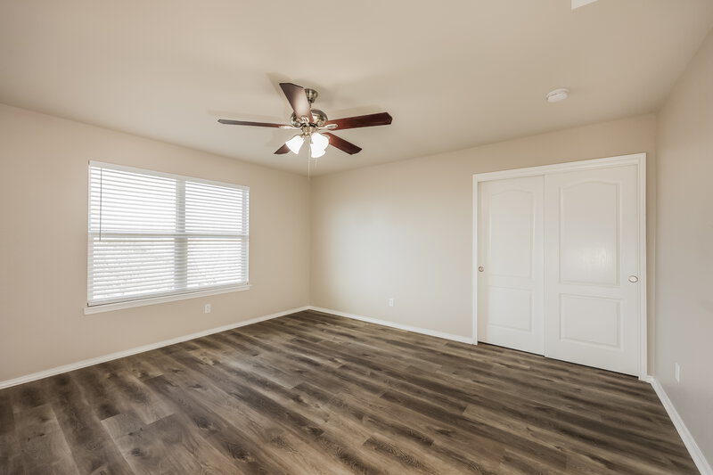 2,320/Mo, 415 Golden Walk San Antonio, TX 78227 Main Bedroom View 3