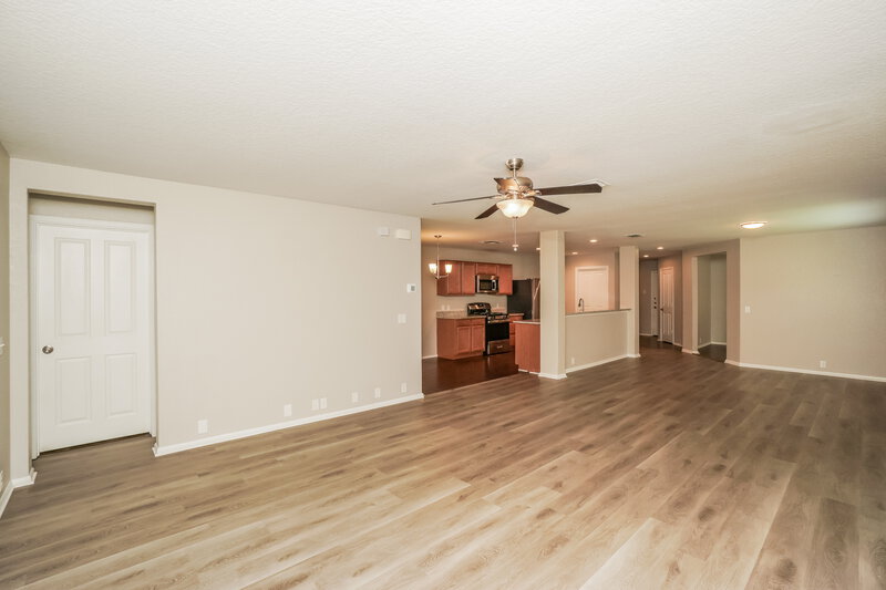 1,830/Mo, 3411 Maguey Trl San Antonio, TX 78245 Living Room View 2
