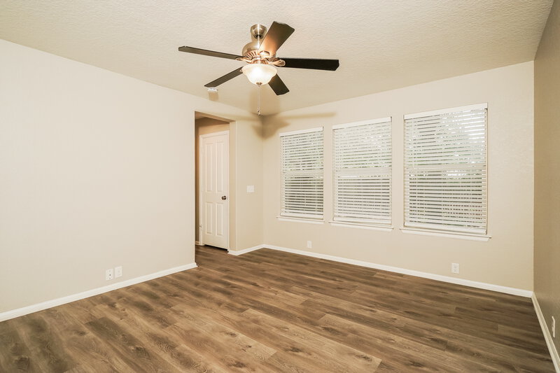 1,830/Mo, 3411 Maguey Trl San Antonio, TX 78245 Main Bedroom View