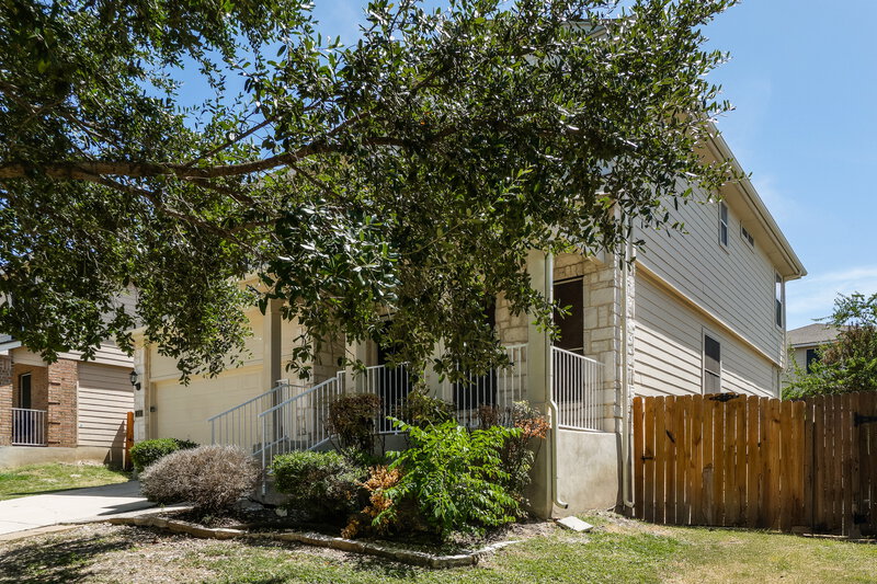 1,820/Mo, 326 Silver Bit San Antonio, TX 78227 Front View