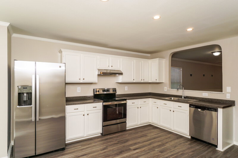 1,820/Mo, 326 Silver Bit San Antonio, TX 78227 Kitchen View