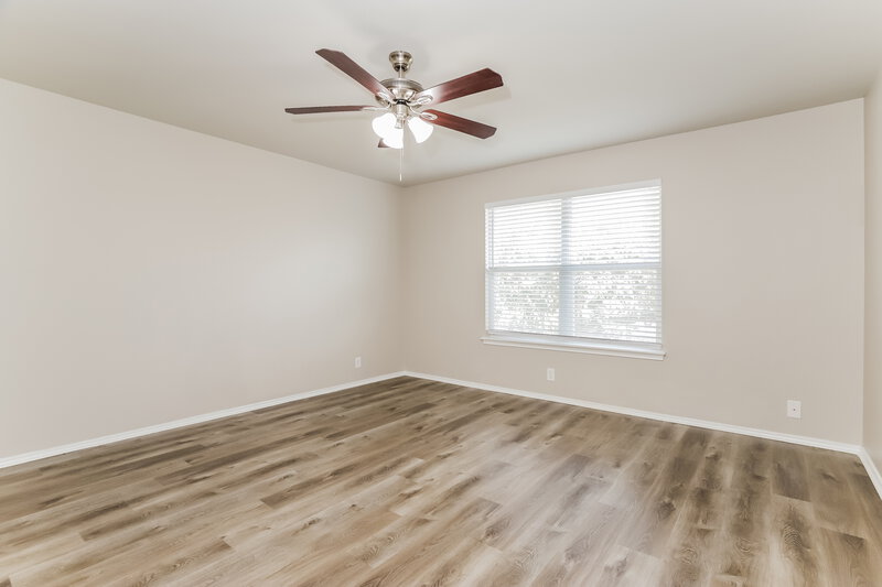 2,150/Mo, 326 Silver Bit San Antonio, TX 78227 Main Bedroom View 2