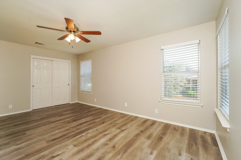1,820/Mo, 326 Silver Bit San Antonio, TX 78227 Main Bedroom View 2