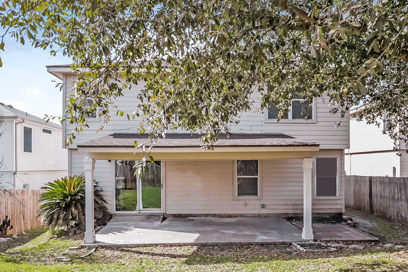 2,150/Mo, 326 Silver Bit San Antonio, TX 78227 Rear View