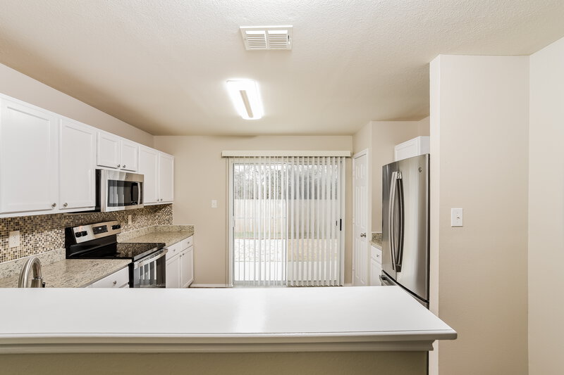 1,955/Mo, 9946 Kent Frst San Antonio, TX 78254 Kitchen View