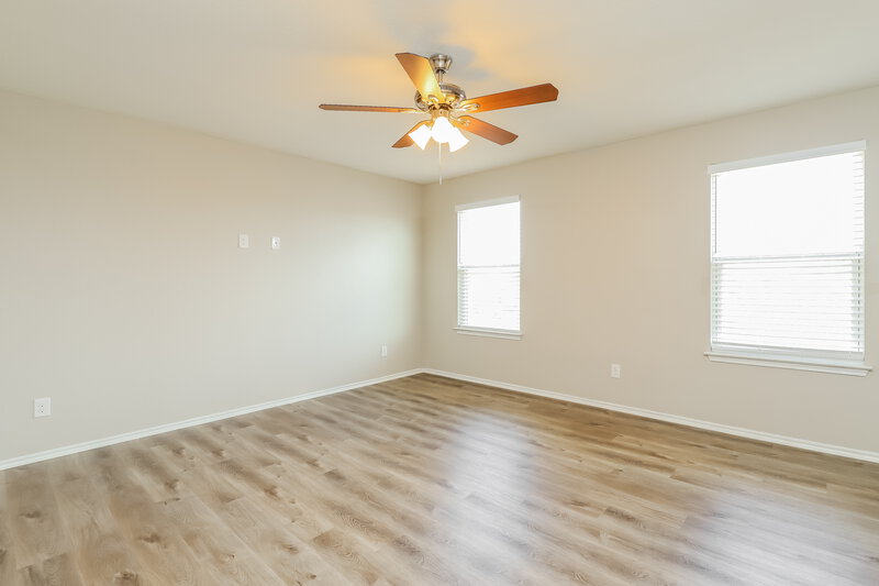 2,035/Mo, 319 Krieghoff Way New Braunfels, TX 78130 Main Bedroom View
