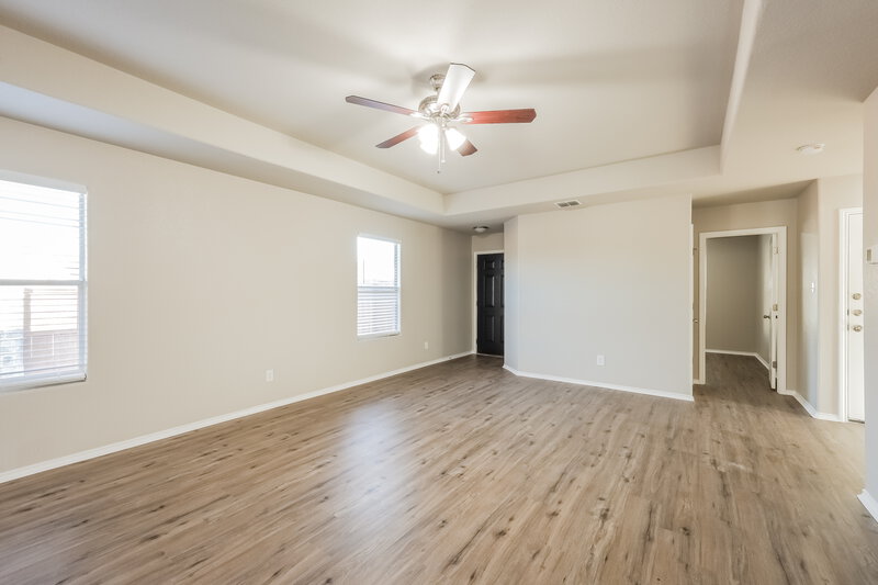 1,875/Mo, 8634 Laguna Rio San Antonio, TX 78251 Living Room View 2
