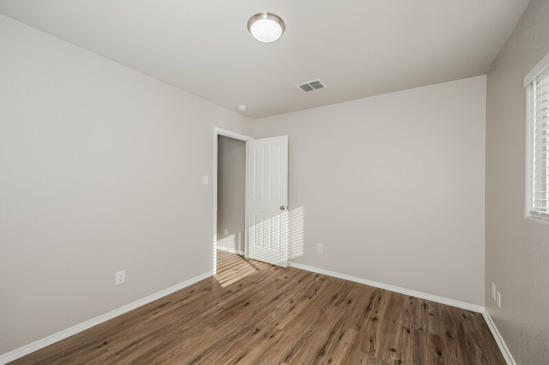 1,875/Mo, 8634 Laguna Rio San Antonio, TX 78251 Bedroom View 2