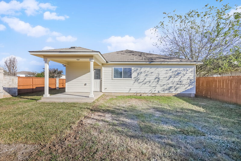 1,875/Mo, 8634 Laguna Rio San Antonio, TX 78251 Rear View