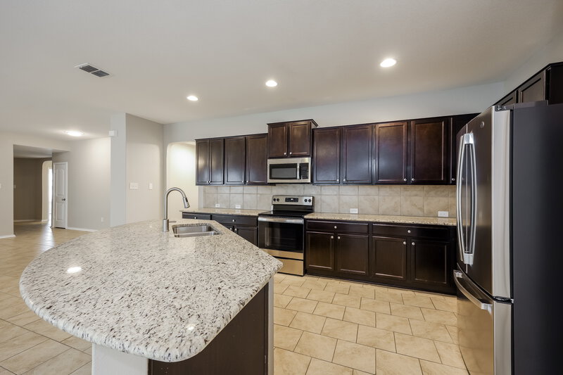 2,145/Mo, 12027 Sapphire Riv San Antonio, TX 78245 Kitchen View 2