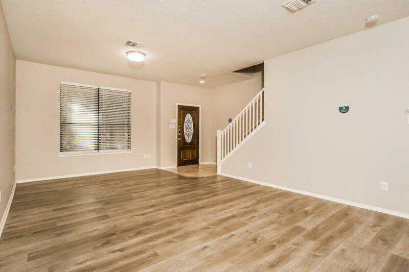 2,300/Mo, 6763 Wayman Rdg Live Oak, TX 78233 Living Room View