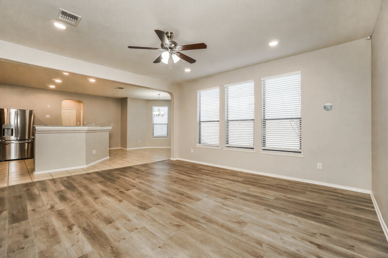 2,300/Mo, 6763 Wayman Rdg Live Oak, TX 78233 Dining Room View