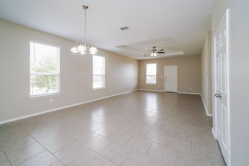 1,790/Mo, 6546 Port Elizabeth Converse, TX 78109 Dining Room View