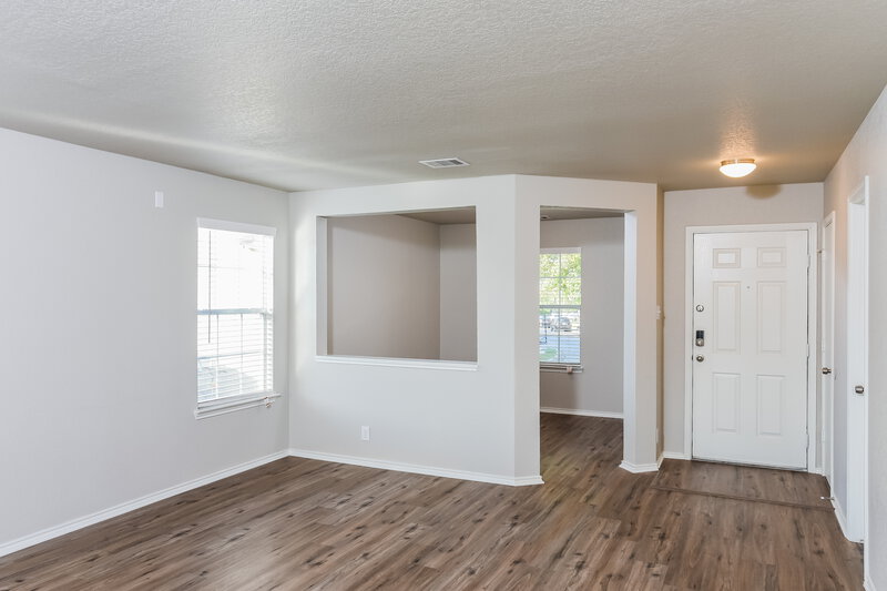 1,770/Mo, 6502 Rosewood Crst San Antonio, TX 78238 Living Room View 2