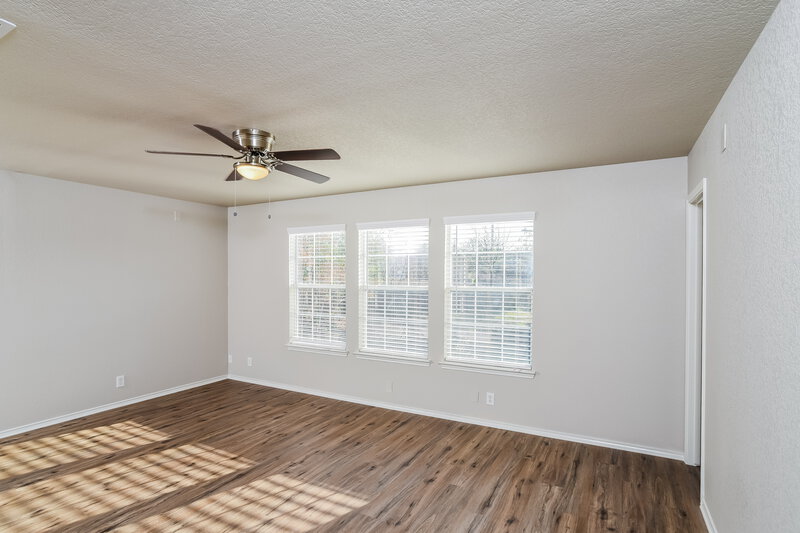 1,770/Mo, 6502 Rosewood Crst San Antonio, TX 78238 Main Bedroom View