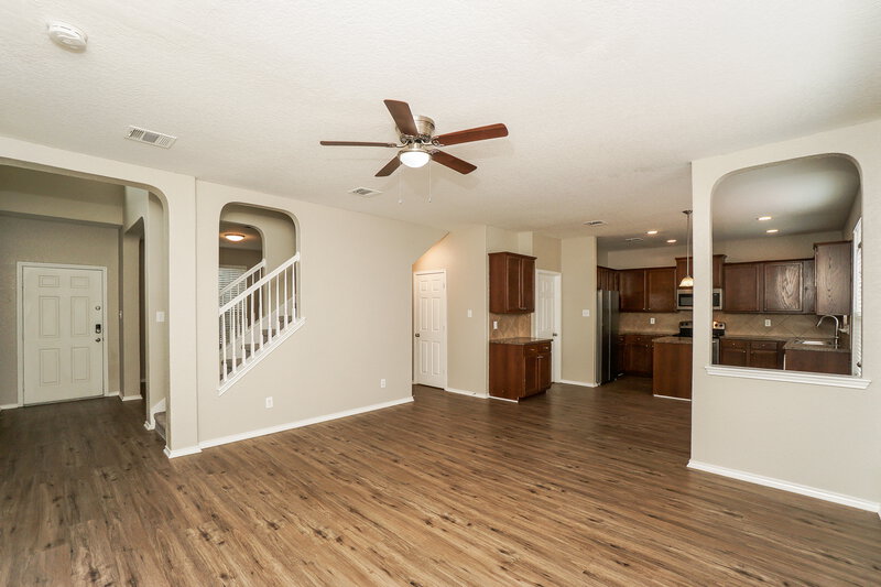 2,045/Mo, 10310 Sun Ml San Antonio, TX 78254 Living Room View 2