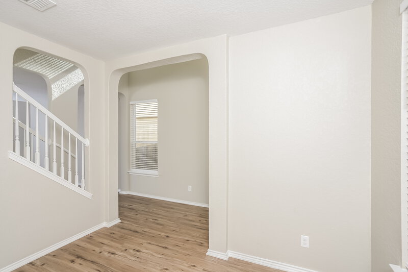 2,115/Mo, 10310 Sun Ml San Antonio, TX 78254 Dining Room View 2