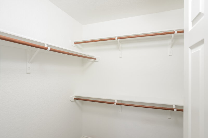 2,115/Mo, 10310 Sun Ml San Antonio, TX 78254 Walk In Closet View
