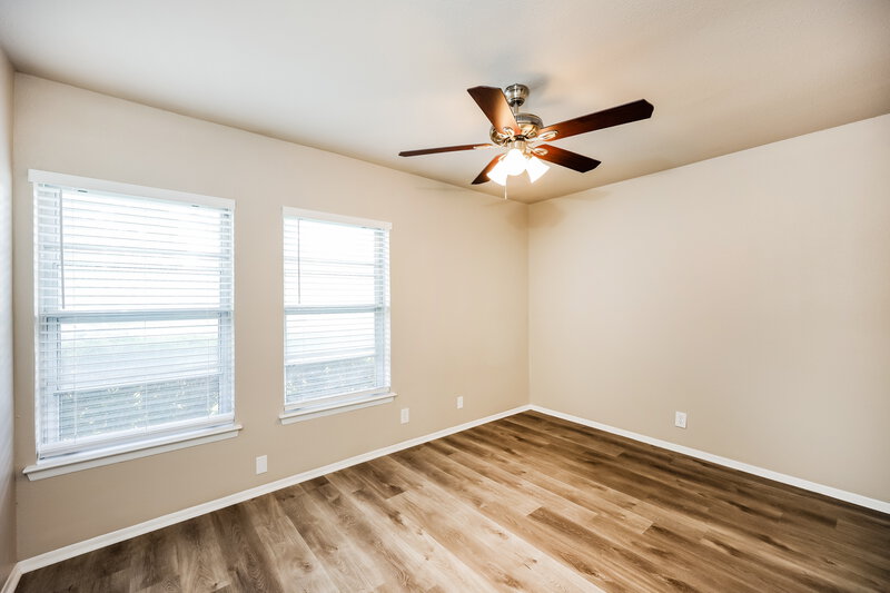 1,810/Mo, 4614 Wetz Dr San Antonio, TX 78217 Bedroom View 2