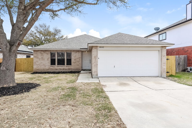 1,665/Mo, 8042 Swindow Cir Converse, TX 78109 External View