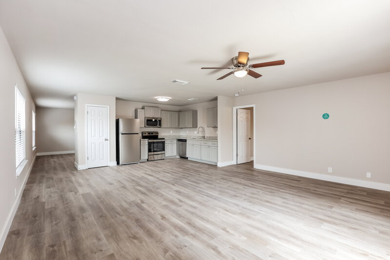 1,665/Mo, 8042 Swindow Cir Converse, TX 78109 Family Room View