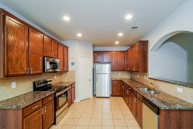 1,750/Mo, 26714 Villa Toscana San Antonio, TX 78260 Kitchen View