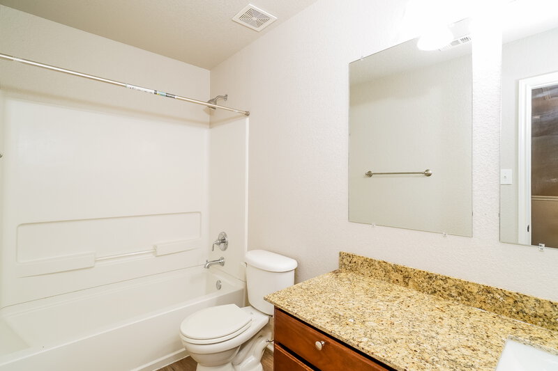 1,750/Mo, 26714 Villa Toscana San Antonio, TX 78260 Bathroom View