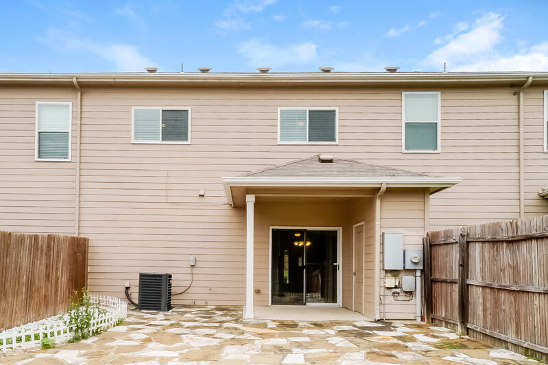 1,750/Mo, 26714 Villa Toscana San Antonio, TX 78260 Rear View