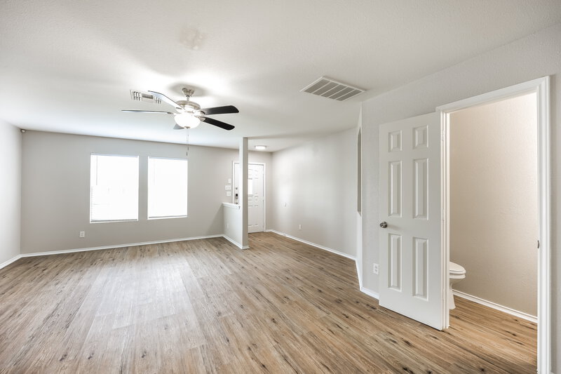 2,225/Mo, 1619 Spice Spg San Antonio, TX 78260 Misc View 4