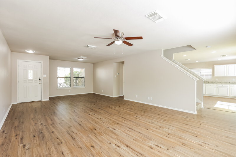 2,130/Mo, 10218 Sandbrook Hl San Antonio, TX 78254 Living Room View