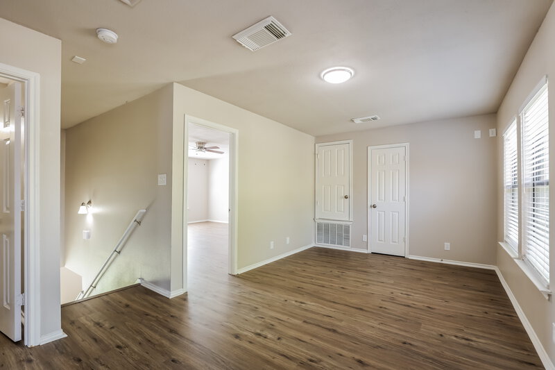 2,130/Mo, 10218 Sandbrook Hl San Antonio, TX 78254 Family Room View