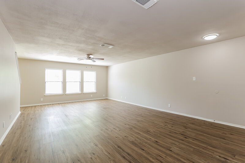2,130/Mo, 10218 Sandbrook Hl San Antonio, TX 78254 Main Bedroom View