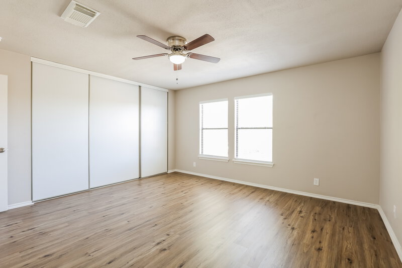 2,130/Mo, 10218 Sandbrook Hl San Antonio, TX 78254 Bedroom View
