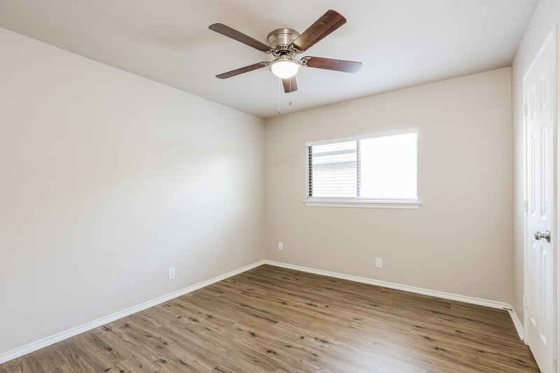 2,130/Mo, 10218 Sandbrook Hl San Antonio, TX 78254 Bedroom View 2