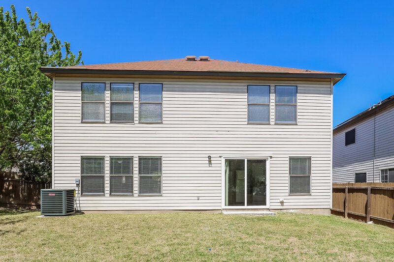 2,130/Mo, 10218 Sandbrook Hl San Antonio, TX 78254 Rear View