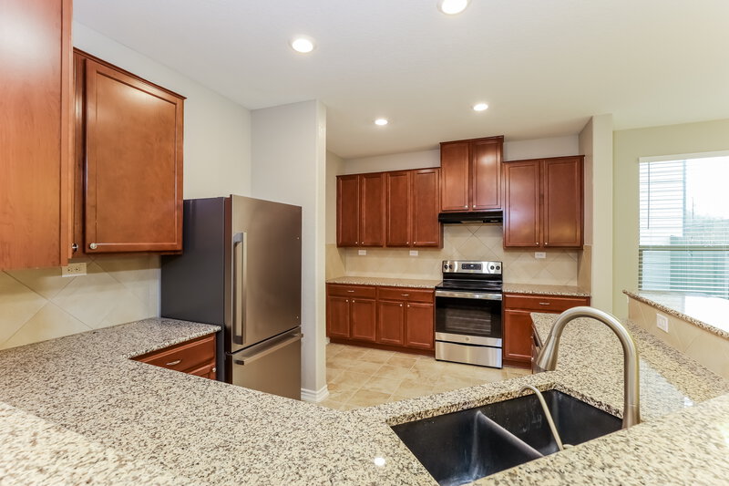 1,805/Mo, 6447 Wind Cyn San Antonio, TX 78239 Kitchen View 2