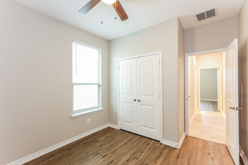 1,805/Mo, 6447 Wind Cyn San Antonio, TX 78239 Bedroom View 2
