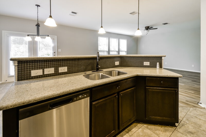 2,265/Mo, 6839 Loma Blanca San Antonio, TX 78233 Kitchen View 3