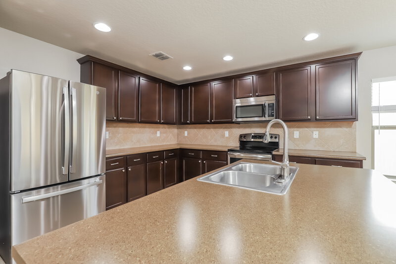 2,840/Mo, 10123 Bonavantura San Antonio, TX 78245 Kitchen View 2