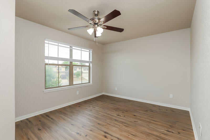 2,840/Mo, 10123 Bonavantura San Antonio, TX 78245 Bedroom View 4