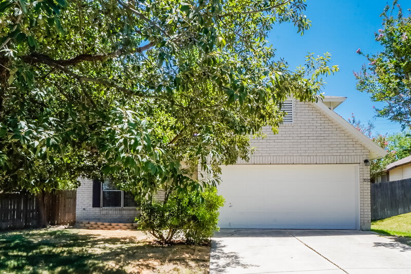 2,295/Mo, 7030 Raintree Frst San Antonio, TX 78233 External View