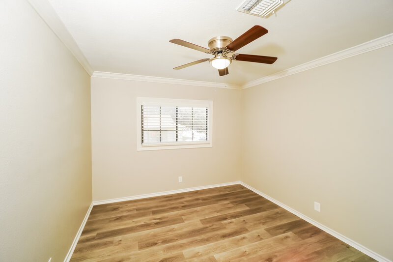 2,295/Mo, 7030 Raintree Frst San Antonio, TX 78233 Bedroom View 2