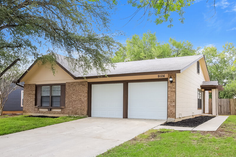 1,745/Mo, 9106 Valley Rdg San Antonio, TX 78250 Front View
