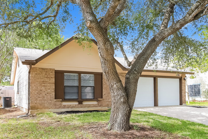 1,745/Mo, 9106 Valley Rdg San Antonio, TX 78250 Front View 2