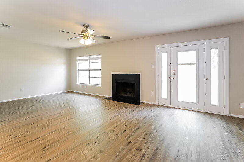 1,745/Mo, 9106 Valley Rdg San Antonio, TX 78250 Living Room View 2