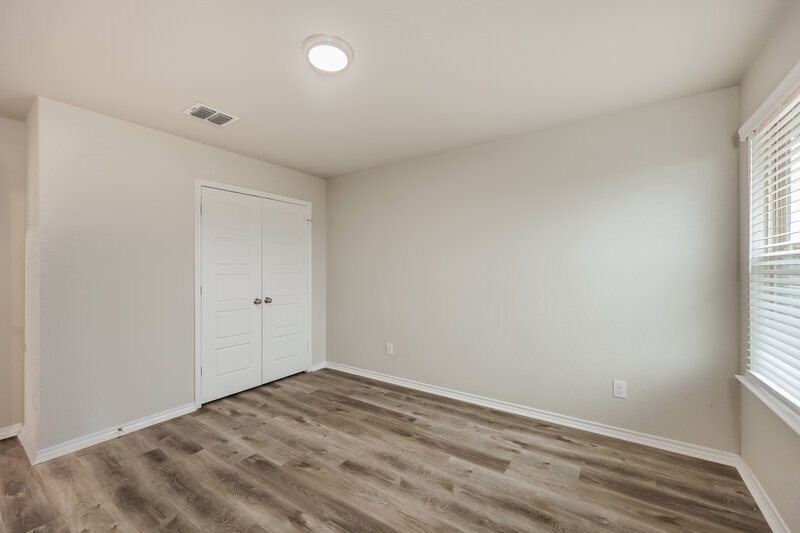 2,135/Mo, 501 Hunters Rnch E San Antonio, TX 78253 Bedroom View 3